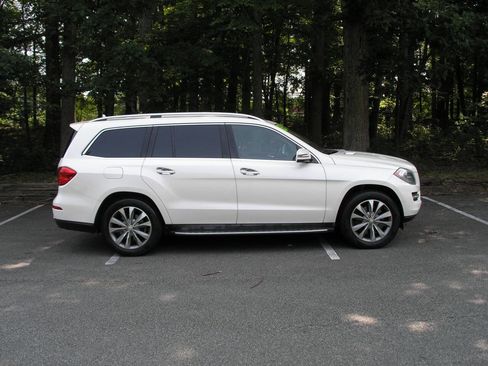 Used 2013 Mercedes-Benz GL 450 4MATIC image 9