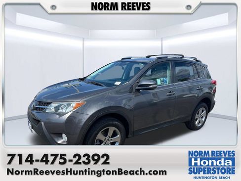 Used 2015 Toyota RAV4 XLE FWD image 1