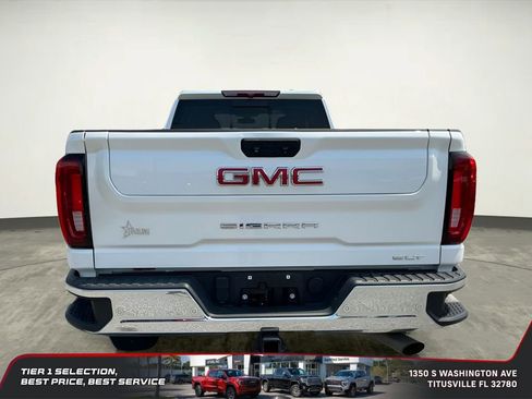 Used 2022 GMC Sierra 2500 SLT w/ SLT Premium Package AWD/4WD image 5
