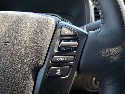 Certified 2024 Nissan Frontier SV w/ Technology Package AWD/4WD image 21