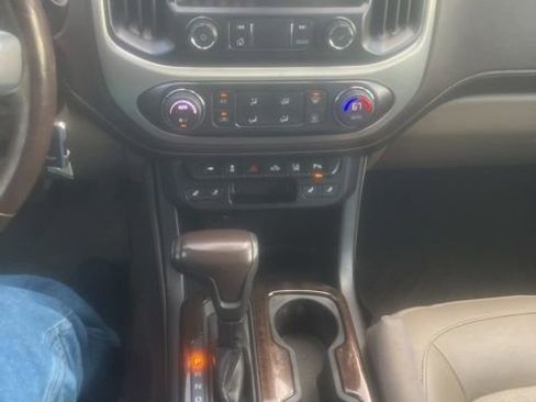 Used 2019 GMC Canyon SLT w/ Driver Alert Package image 8