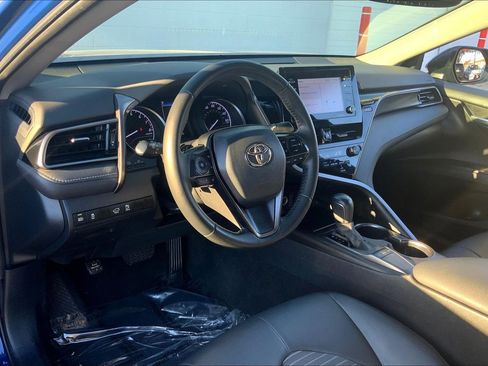 Used 2023 Toyota Camry SE image 18