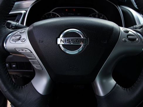 Used 2017 Nissan Murano SL image 17