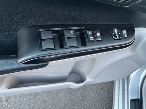 Used 2012 Toyota Camry LE image 14