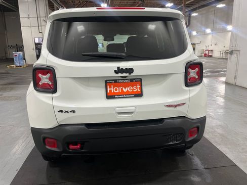 Used 2023 Jeep Renegade Trailhawk image 6