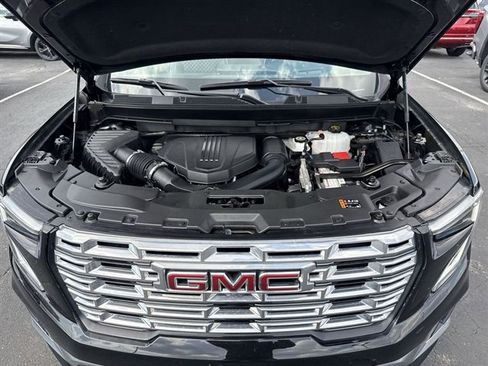 Certified 2024 GMC Acadia Denali FWD image 30