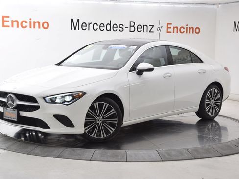 Used 2023 Mercedes-Benz CLA 250 image 2