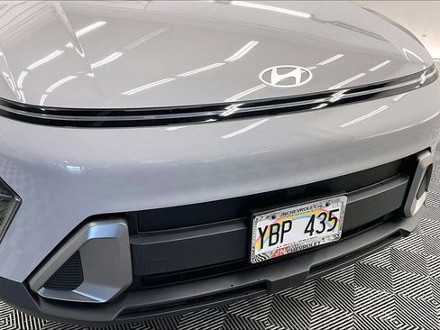 Used 2025 Hyundai Kona SEL FWD image 29