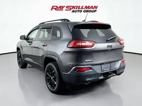 Used 2014 Jeep Cherokee Latitude w/ Comfort/Convenience Group AWD/4WD image 5