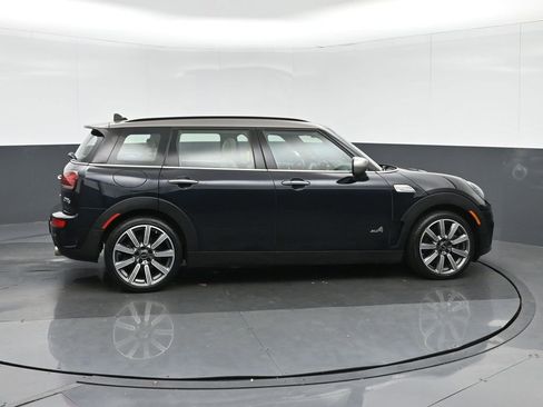 Used 2020 MINI Cooper Clubman S w/ Driver Assistance Package image 8