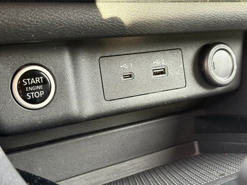 Certified 2021 Nissan Rogue S image 20