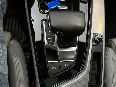 Used 2022 Audi A4 2.0T Premium Plus image 27