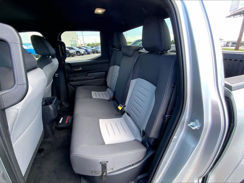 Used 2025 Toyota Tacoma TRD Sport image 20