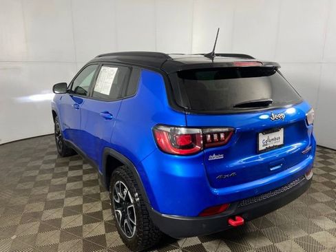 Used 2025 Jeep Compass Trailhawk image 7