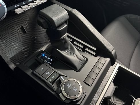 New 2026 Toyota Tacoma SR5 AWD/4WD image 25