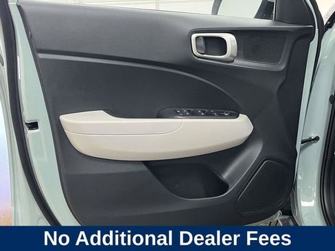 New 2026 Hyundai Venue SEL FWD image 12