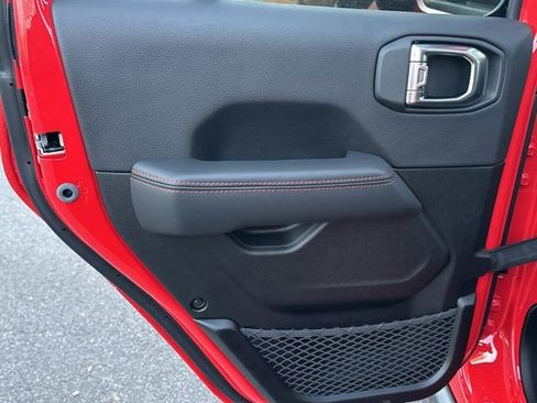 New 2026 Jeep Wrangler Unlimited Rubicon image 23