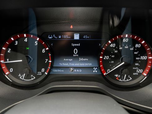 Used 2024 Nissan Titan PRO-4X w/ Pro-4x Convenience Package image 29