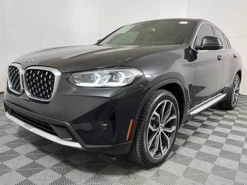 Certified 2022 BMW X4 xDrive30i w/ Premium Package 2 image 2