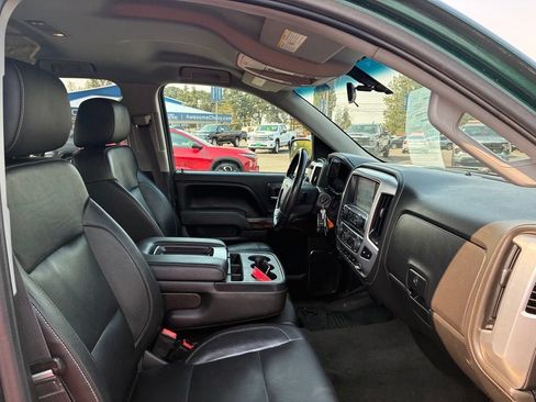 Used 2015 GMC Sierra 1500 SLT w/ SLT Preferred Package AWD/4WD image 15