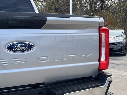 Used 2024 Ford F250 XLT image 5