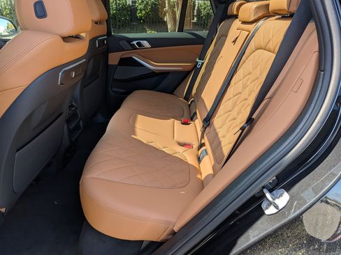 New 2026 BMW X5 xDrive40i w/ M Sport Package AWD/4WD image 30
