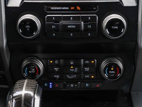 Used 2019 Ford F150 Raptor w/ Equipment Group 802A Luxury AWD/4WD image 24