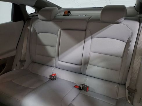 Used 2022 Chevrolet Malibu LT image 10
