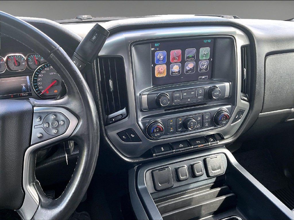 Used 2017 Chevrolet Silverado 1500 LT w/ Midnight Edition AWD/4WD image 17