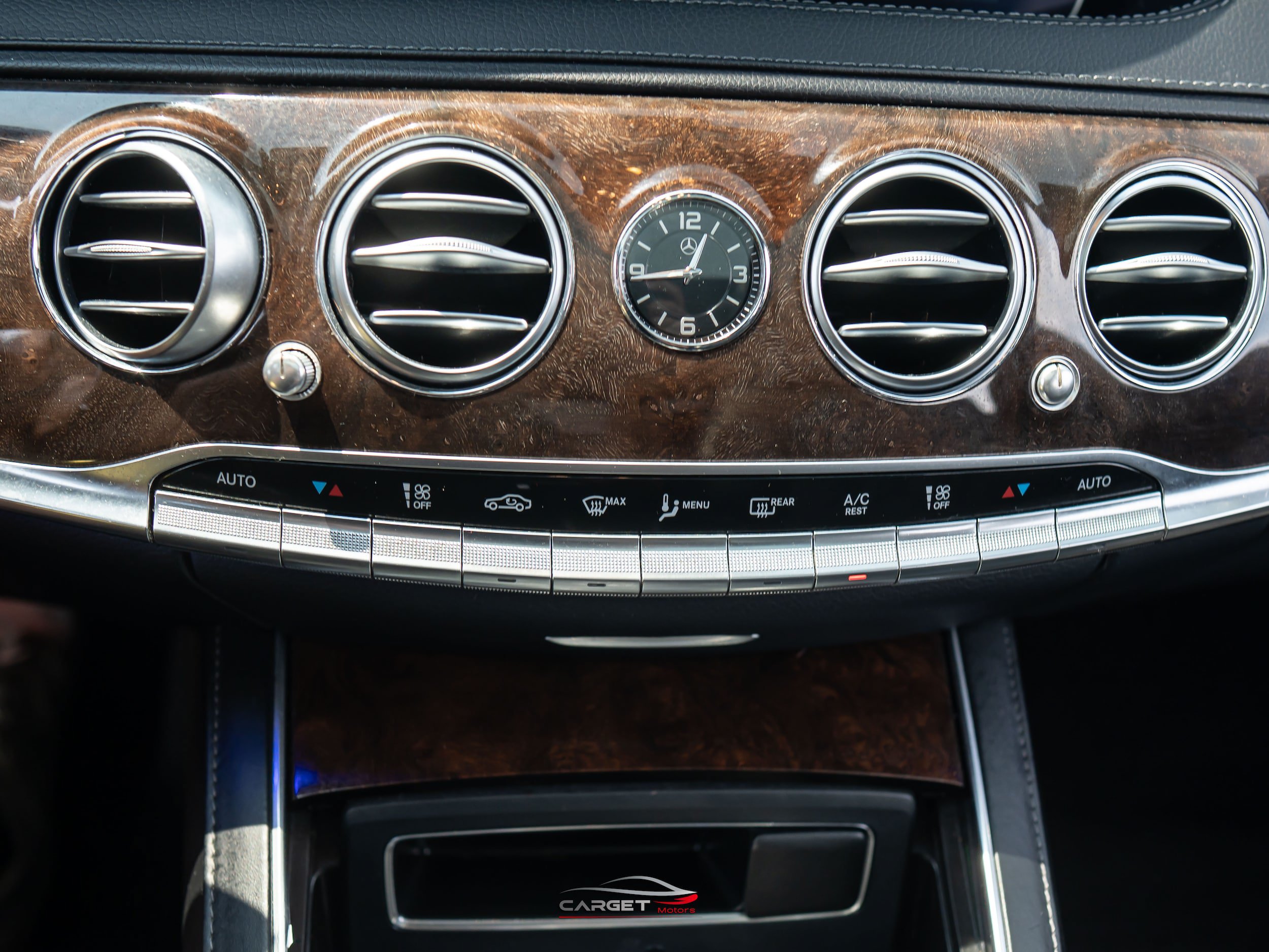 Used 2019 Mercedes-Benz S 560 4MATIC Sedan image 34