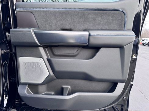 New 2026 Ford F250 Platinum w/ FX4 Off-Road Package image 30