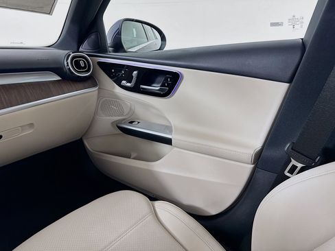 New 2026 Mercedes-Benz C 300 Sedan image 25