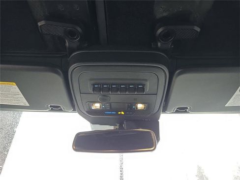 Used 2024 Ford Bronco Wildtrak image 26