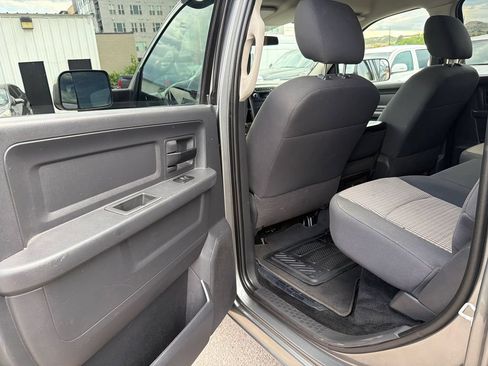 Used 2011 RAM 2500 ST w/ ST Popular Equipment Group AWD/4WD image 12