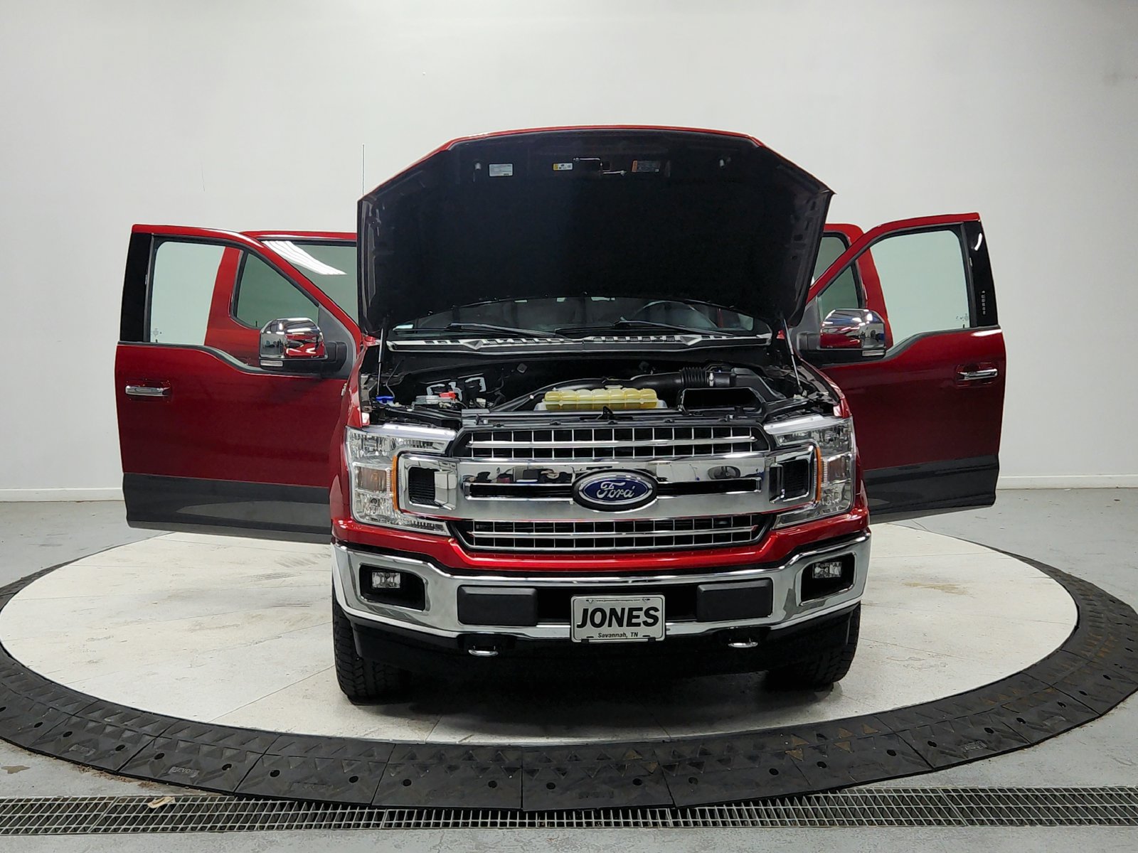 Used 2020 Ford F150 XLT w/ Equipment Group 302A Luxury AWD/4WD image 11