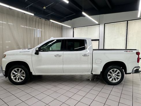 Used 2020 Chevrolet Silverado 1500 LTZ w/ LTZ Premium Package image 13