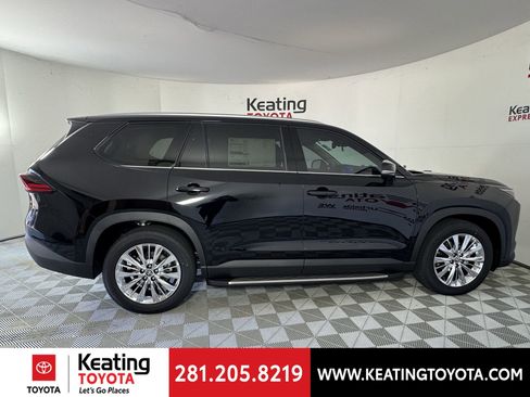 New 2026 Toyota Grand Highlander Platinum image 4