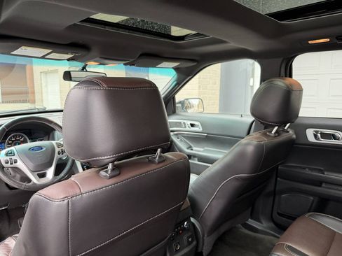 Used 2015 Ford Explorer Sport w/ Equipment Group 401A AWD/4WD image 23
