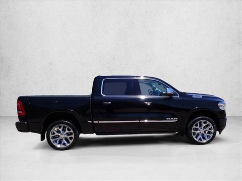 Used 2022 RAM 1500 Limited AWD/4WD image 5