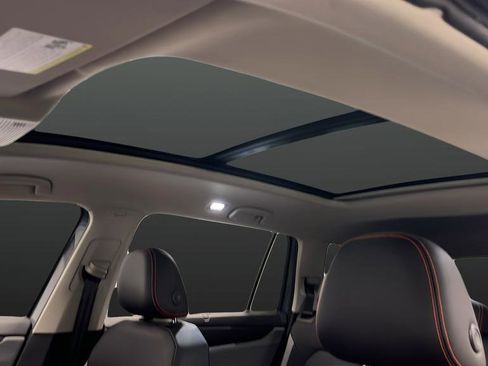 Used 2024 Volkswagen Atlas Peak Edition SEL image 12