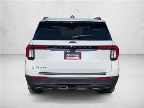 New 2026 Ford Explorer Active image 8