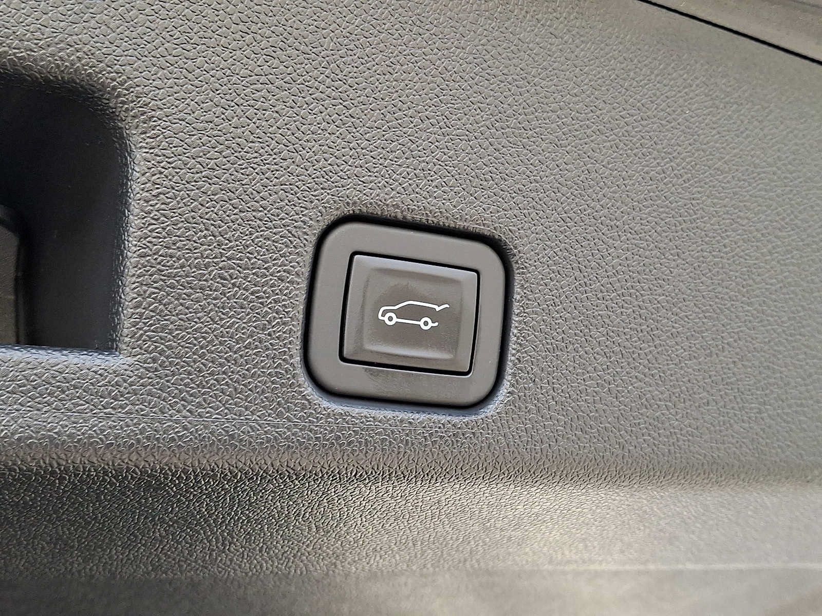 Used 2025 GMC Acadia Elevation w/ Elevation Premium Package AWD/4WD image 28