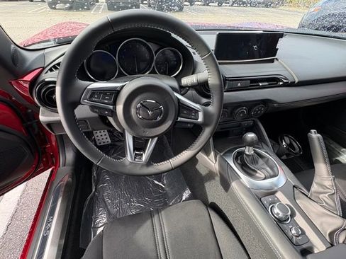 New 2026 MAZDA MX-5 Miata Club w/ Interior Package RWD image 12