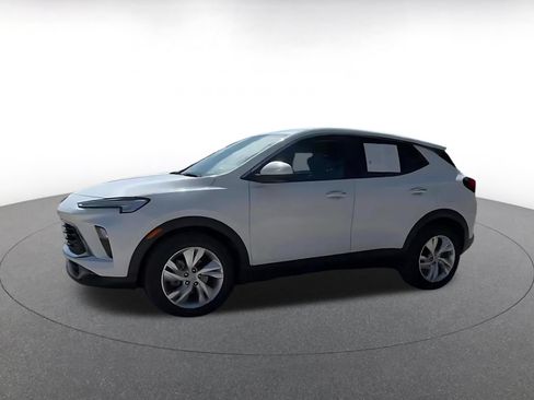 Used 2025 Buick Encore GX Preferred FWD image 8
