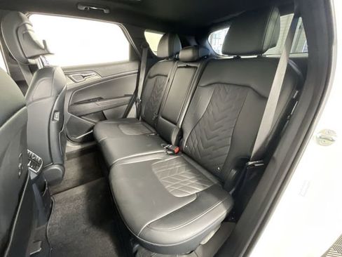 Used 2025 Kia Sportage X-Line w/ Premium Package image 63