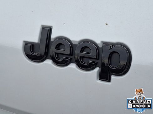 New 2026 Jeep Grand Cherokee L 4WD image 13