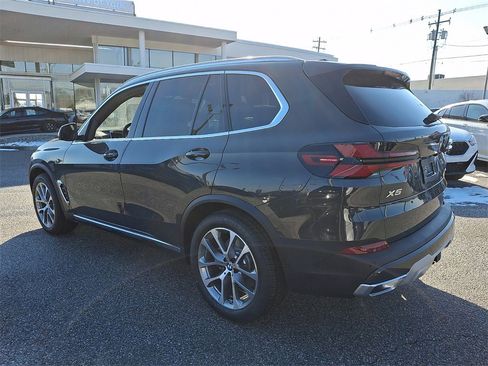 New 2026 BMW X5 xDrive40i w/ Executive Package image 5