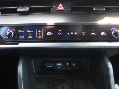 Certified 2023 Kia Sportage EX FWD image 38