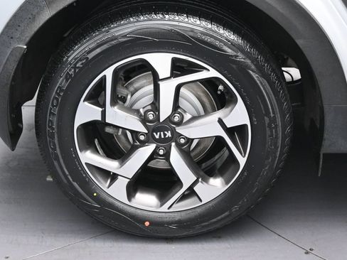 Used 2022 Kia Sportage LX FWD image 33