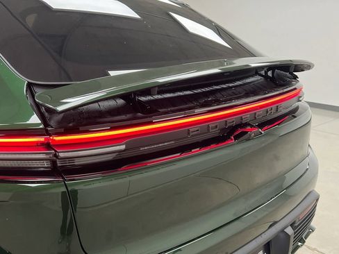 Certified 2026 Porsche Macan Turbo Electric AWD/4WD image 36